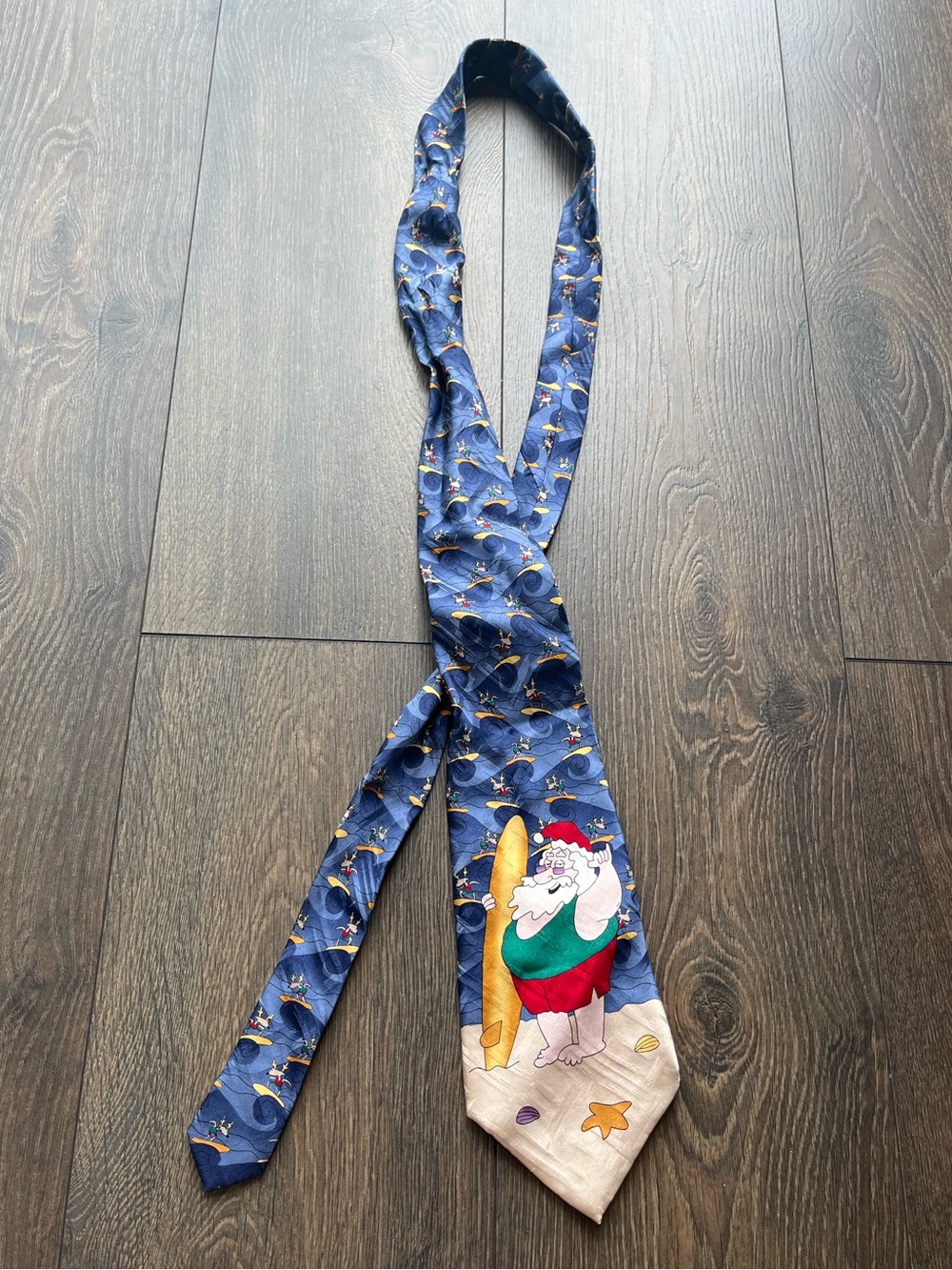 American Greetings Santa Surfing Tie